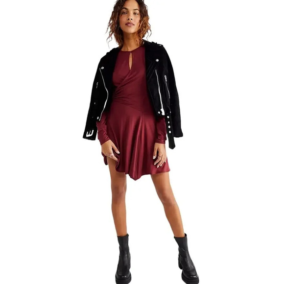 FREE PEOPLE FP BEACH Vance Mini Dress‎ in Bordeaux size Medium NWT - Picture 1 of 7
